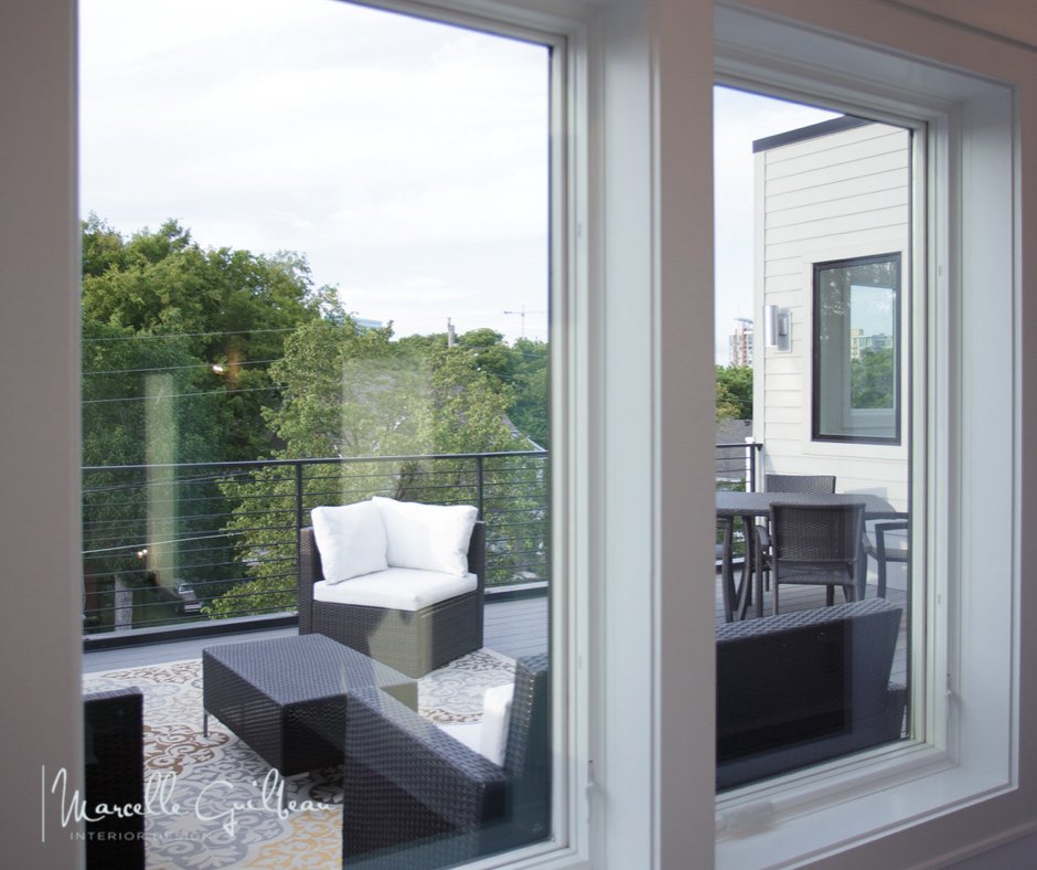 MarcelleGID's tweet image. Winding down the weekend feeling soothed and recharged? That’s the magic of the urban modern design. #urbanmoderndesign
#TheSoulfulHome  #NashvilleInteriorDesign #InteriorDesign  #UrbanFarmhouse #UrbanFarmhouse #InteriorDesigner #HomeStyling #HomeRenovation  #calmhues #Retreat