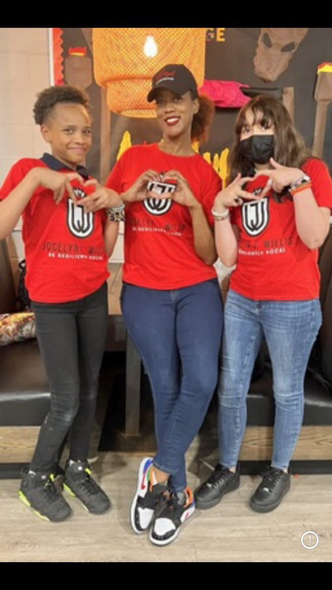 jocelynjwillis's tweet photo. My gems!!! The youth!!! https://t.co/82hSXWdmTi