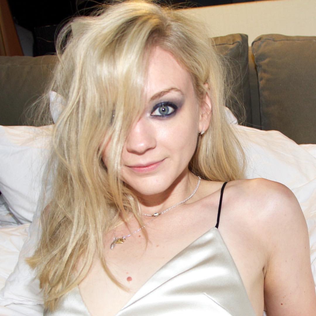 EmKSources's tweet photo. Outtakes of Emily Kinney Photographed by Tina Turnbow in 2017. https://t.co/2o2PfhbdrE