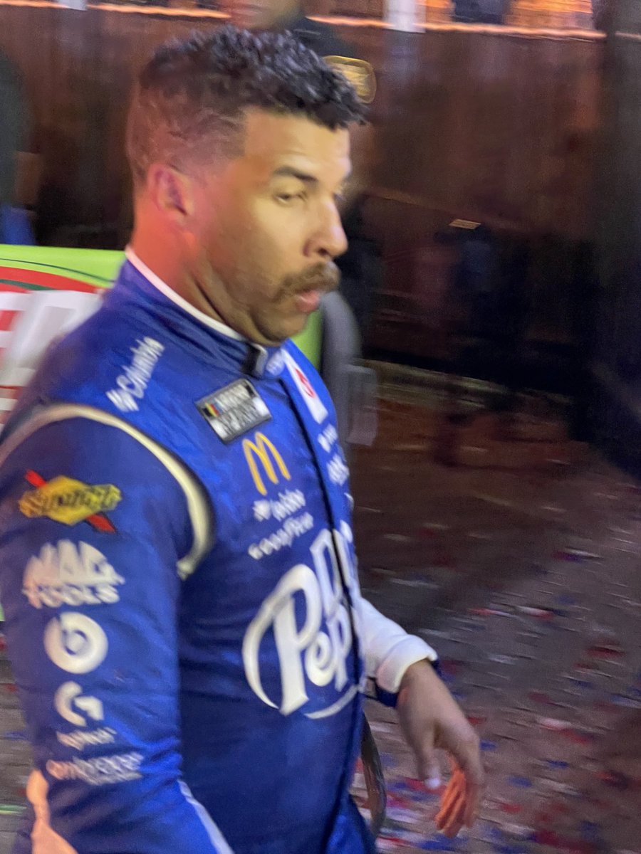 tracksmackdawn's tweet photo. Lol @BubbaWallace not sure what you saw, but that face! Lol #AllStarWeekend #NASCAR #TrackSmackRadio https://t.co/1miFp07CYk
