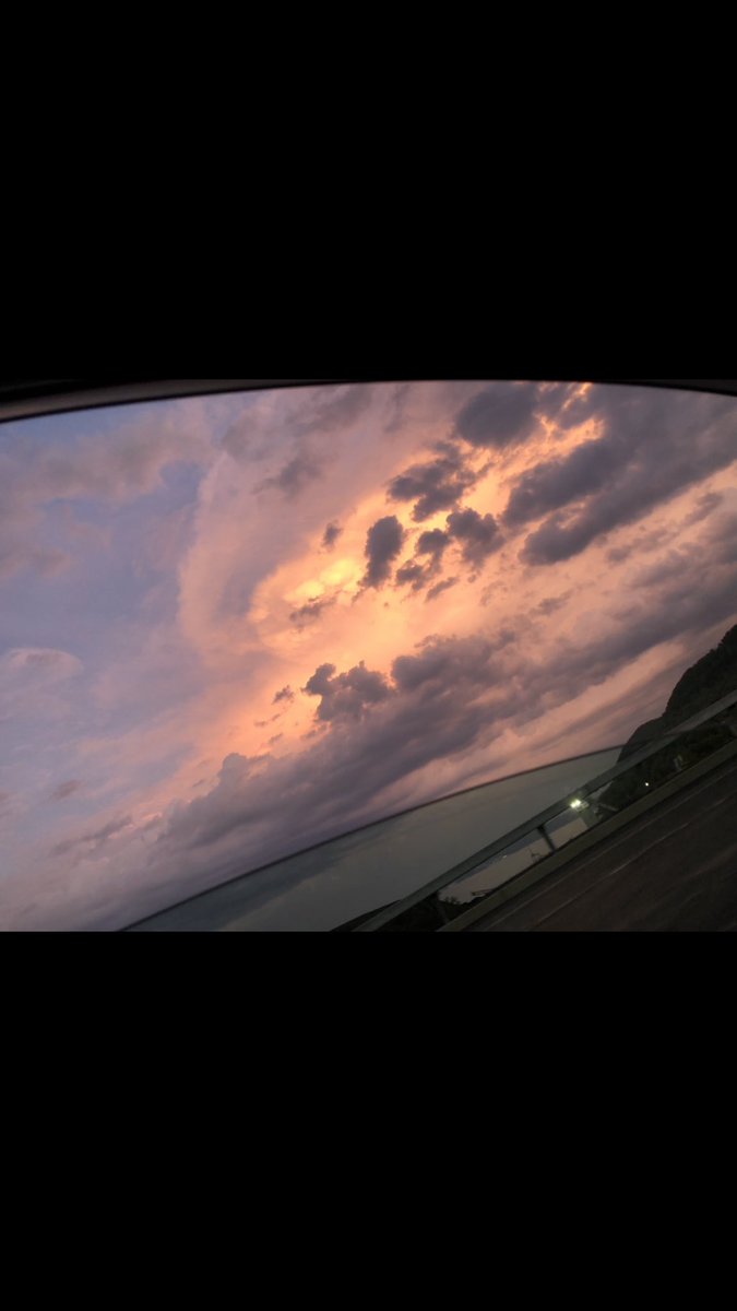 Emshill04's tweet photo. Nature Lately>> 🥲 https://t.co/Z5HjxRVVpo