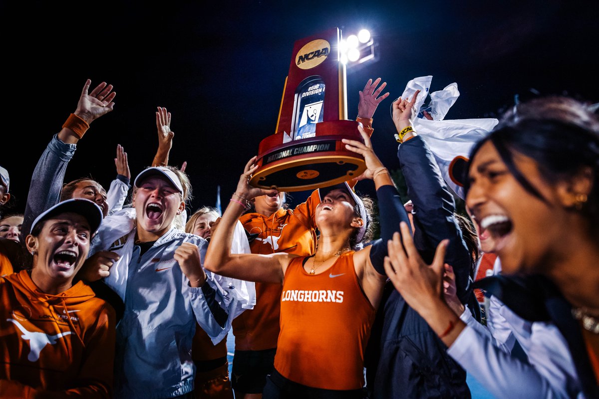 Texas Women's Tennis tweet media