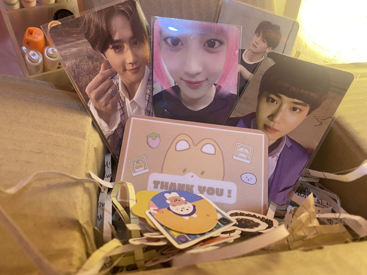 yoyoyori__'s tweet photo. Finally my prio wigyeol pc is home, along with 2 Junmyeon pcs and 1 Chen pc 🎉 thank you seller! @chanbaekjin_ #cbj_feedbacks https://t.co/M4FmVO4wvL