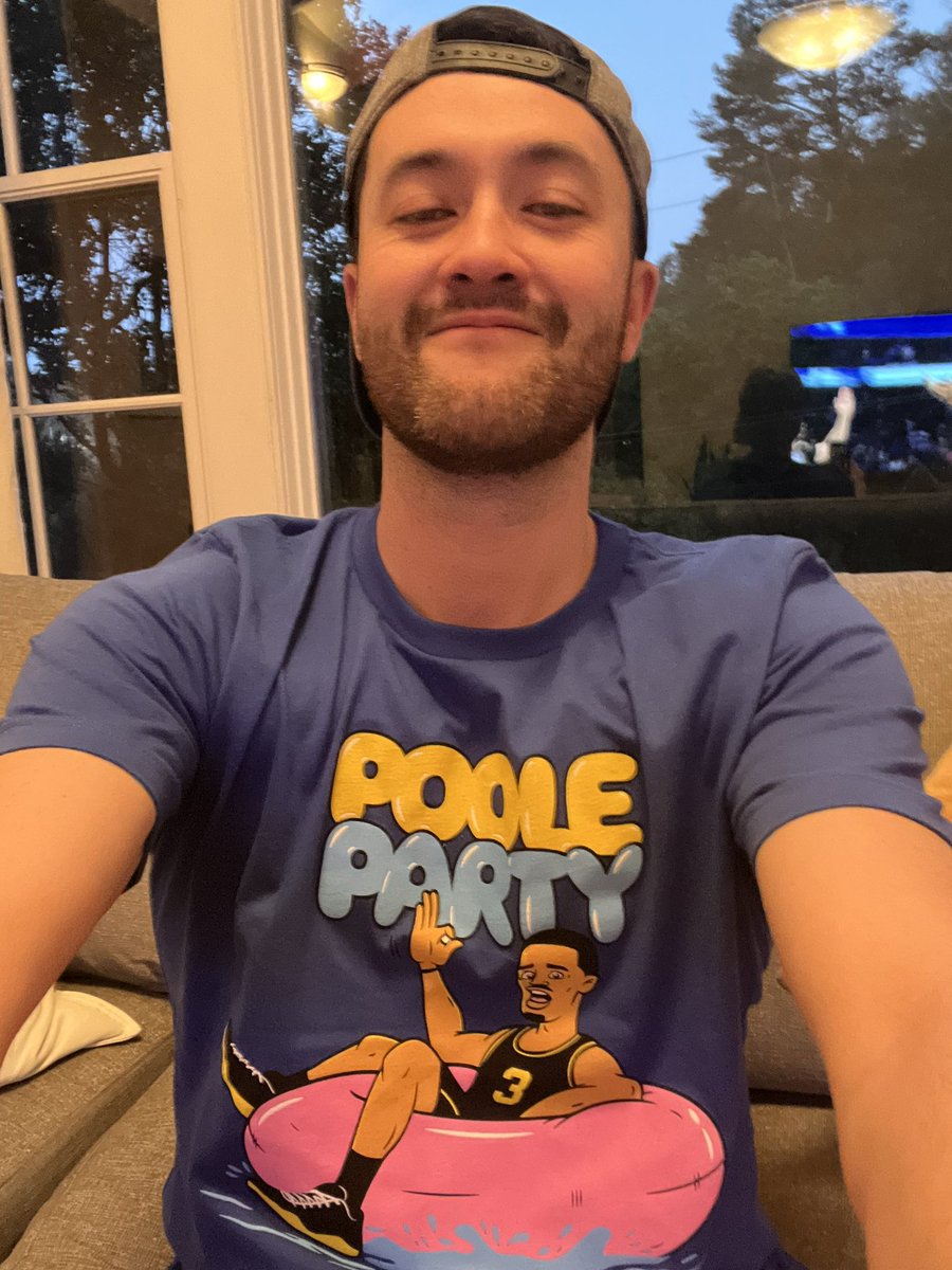 stueyGman's tweet photo. @warriors Thx @warriorsworld #ItsaPooleParty https://t.co/6bItgE6YaB