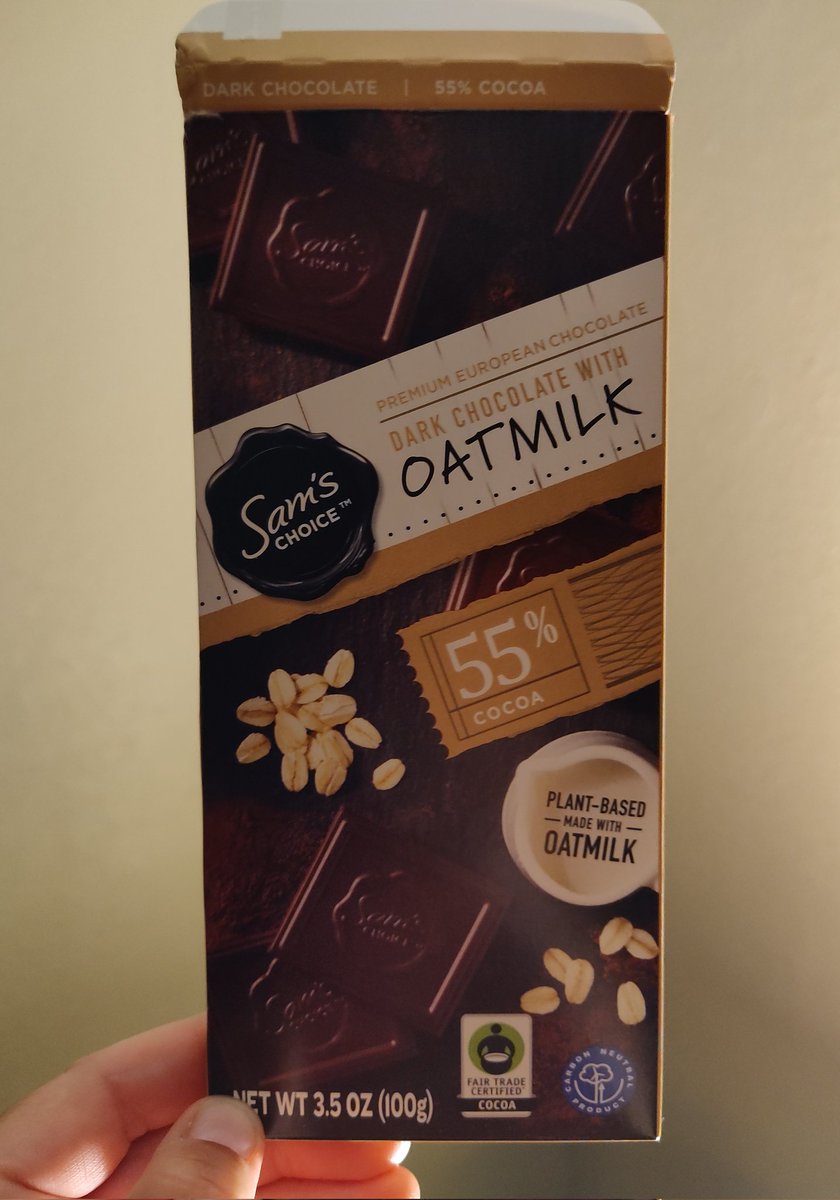Jaime444444444's tweet photo. Hi๐ a #veganfind ๐ only chocolate I've had since vegan, besides Oreos are Love choc bars (these r good, don't taste the same). It's #dietcheatday so I was looking for 'em & saw #oatmilk & grabbed it. Sure enough! And I was hopeful... {It tastes just like milk chocolate!๐๐๐} https://t.co/Y1OOrQtZEv