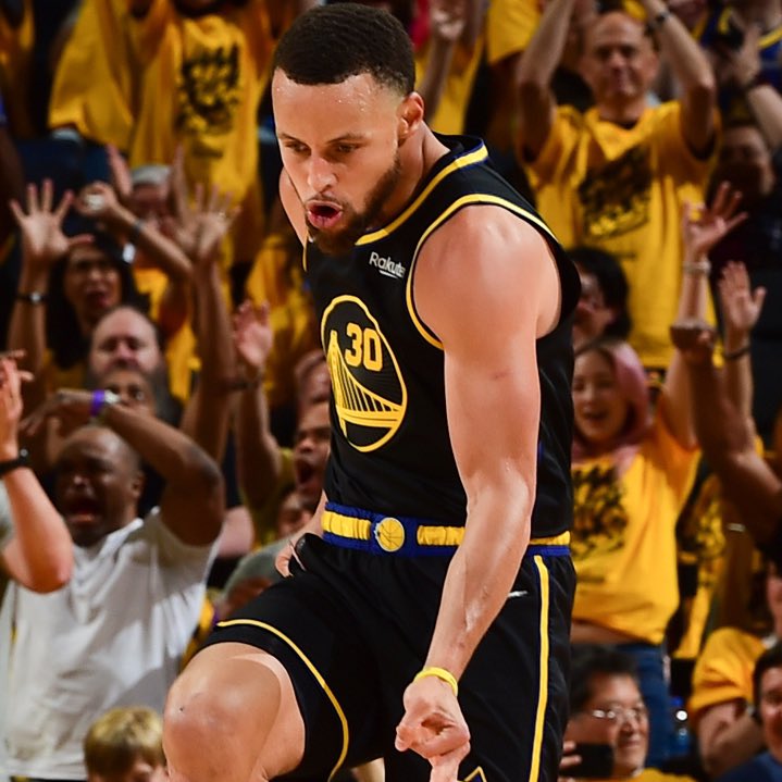 TheHoopCentral's tweet photo. Steph Curry tonight:

31 Points
11 Assists
5 Rebounds
50% FG
5/10 3PM
6/6 FTM https://t.co/lU3RFkE04c