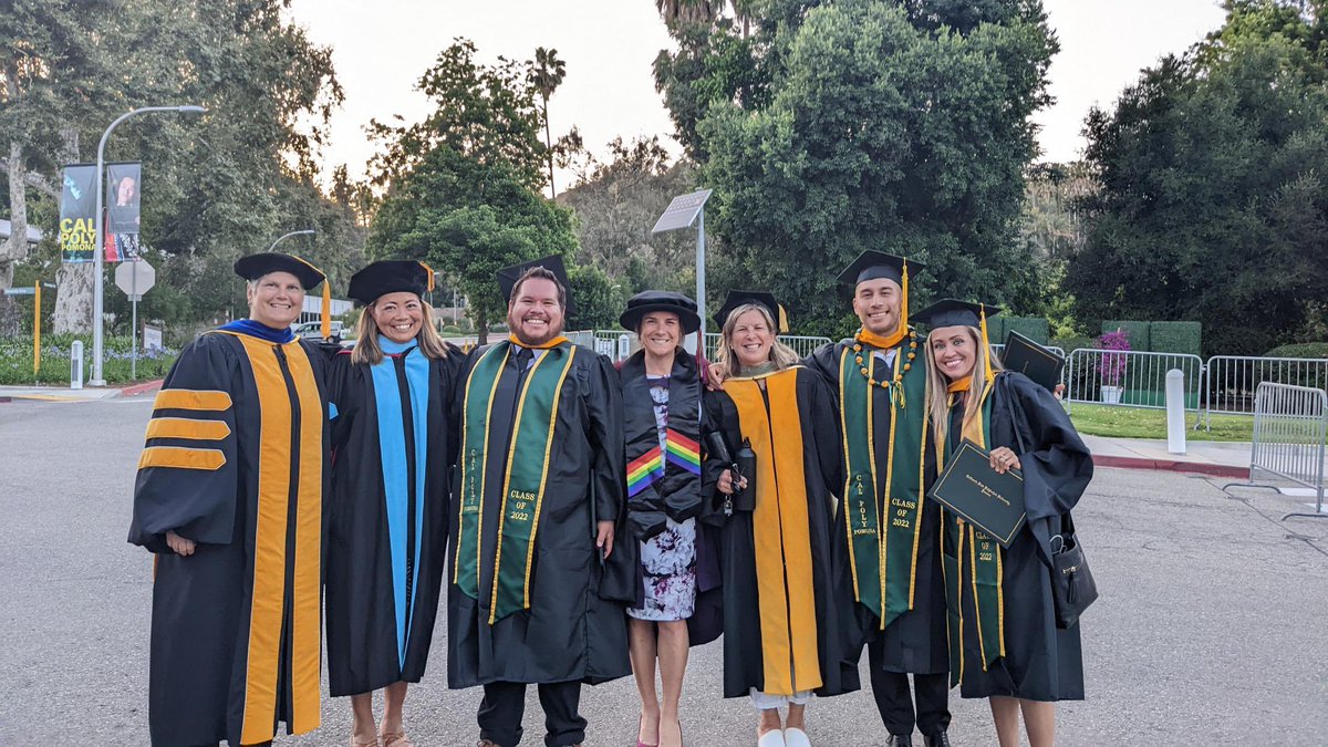 SportSocJustice's tweet photo. 1st @calpolypomona graduation under my belt! So very proud of the Class of 2022, these #KHPTeamGrad members are something special! So excited to see where life takes them next! @CPPAdaptedPE #learnbydoing @cpp_science https://t.co/rC6MmARR6U