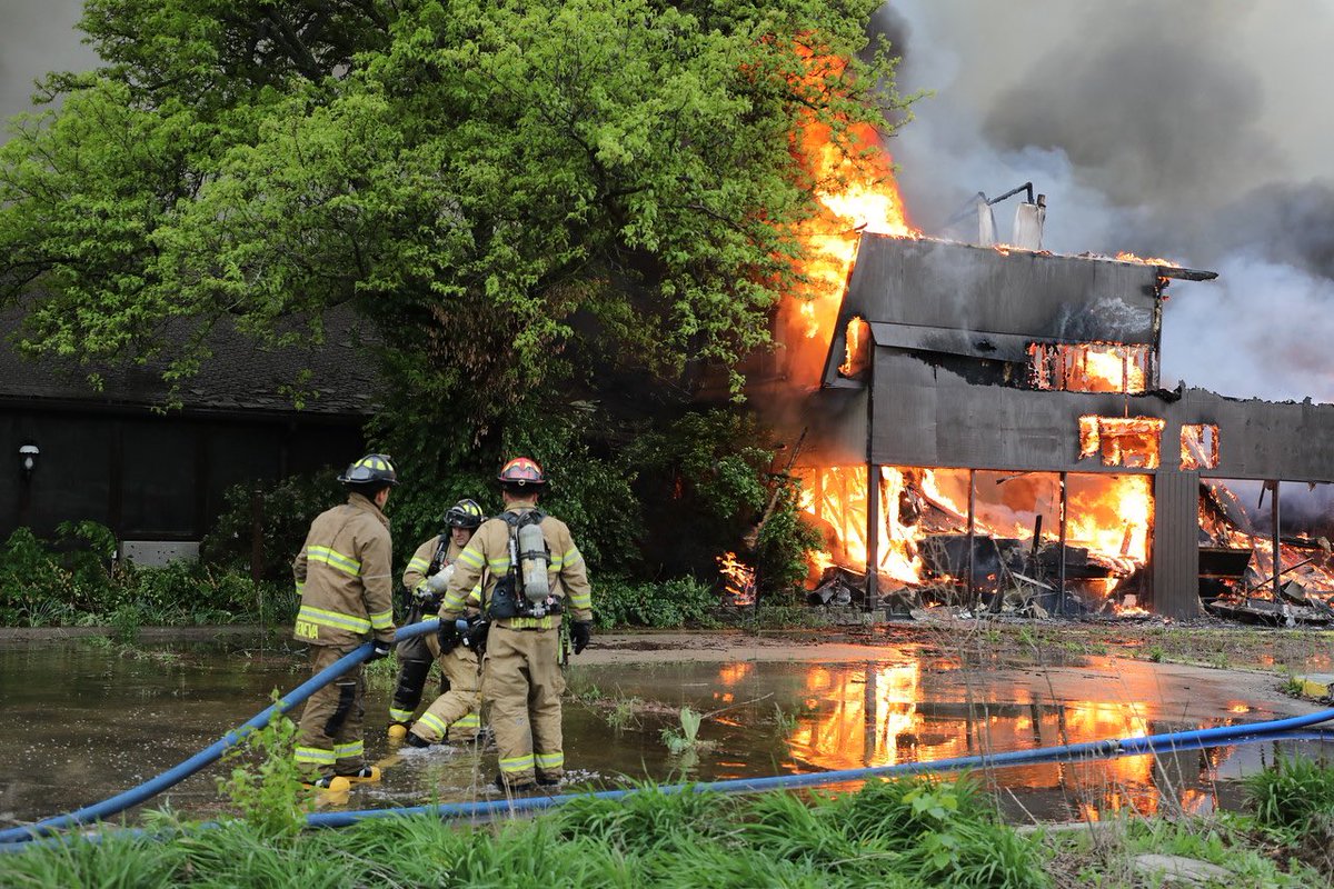 FireDeptPhoto's tweet photo. https://t.co/0KDO3oD5BW