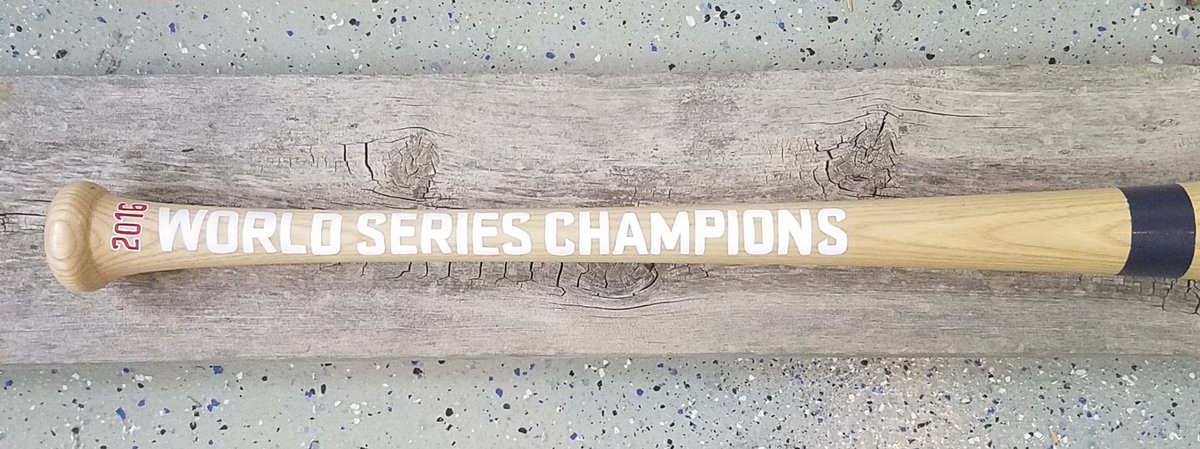 jtroutpaintings's tweet photo. OTD 5 years ago, I was finishing up this Cubs World Series painted bat.
@Cubs #chicagocubs #paintedbaseballbat #sportsart #sportsartcollectors https://t.co/ubFiDnOGhF