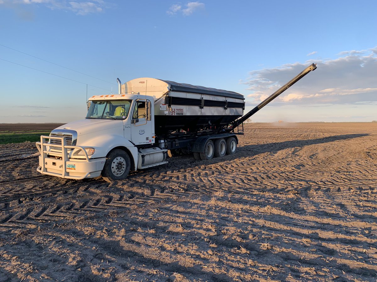 Found my way to an applicator today. #Plant22 @CHSAgServices #fertilizer