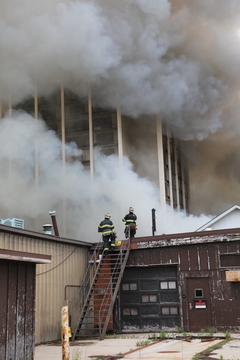 FireDeptPhoto's tweet photo. https://t.co/cYLJkWJp7W