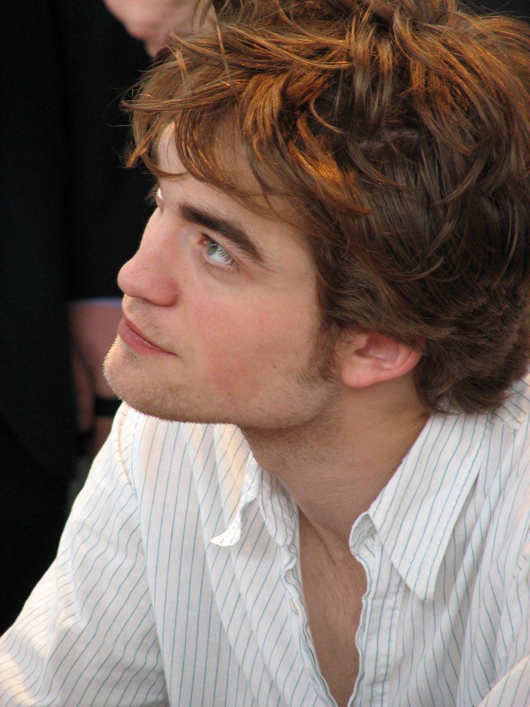 Robert Pattinson at Collectormania in 2006