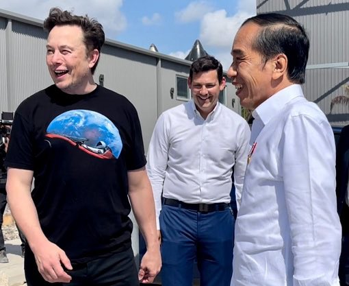 shaqibshahril's tweet photo. Selepas Presiden @jokowi berjumpa @ElonMusk tentang pelaburan @Tesla di Indonesia, keadaan di Twitterjaya dah macam aktiviti @NYSE Wall St. opening day (riuh). 

Persoalannya, Malaysia rugi ker tak dapat Tesla? Apa 🚩 nya? Jadi, saya tulis, "Ada Apa Dengan Nickel?"

bebenang 👇🏼 https://t.co/5WdlrFIazs