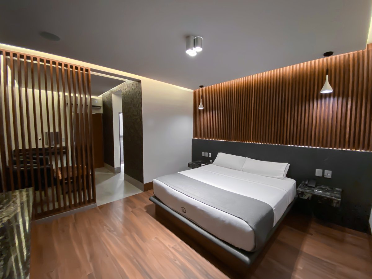 Hotel Niu Bed and Senz tweet media