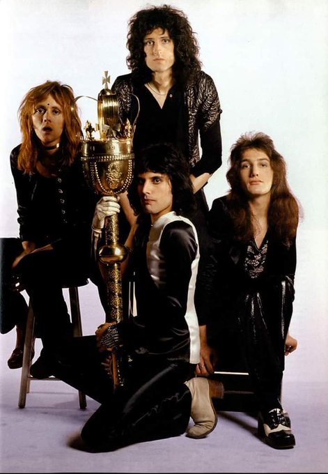 Classic Rock In Pics on Twitter: 