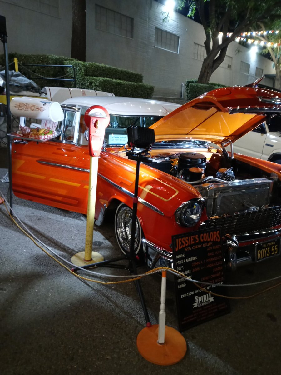 HereComsTrouble's tweet photo. #LAFair Car show..... https://t.co/GVKfxQd013