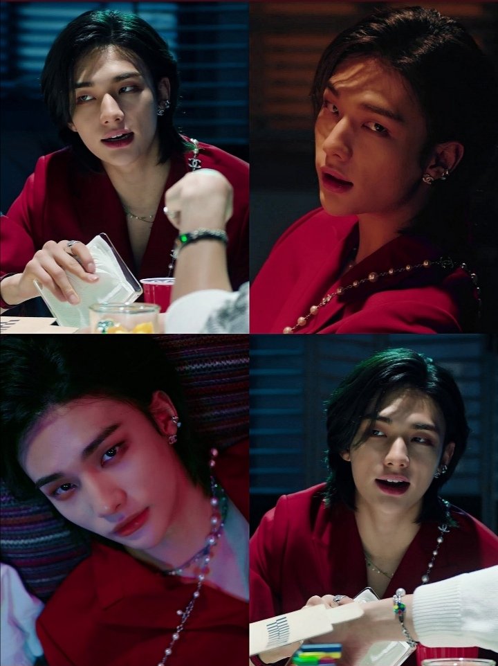 _lexhyujin's tweet photo. Bringing back this domino Hwang Hyunjin. https://t.co/HSeySXOs8F