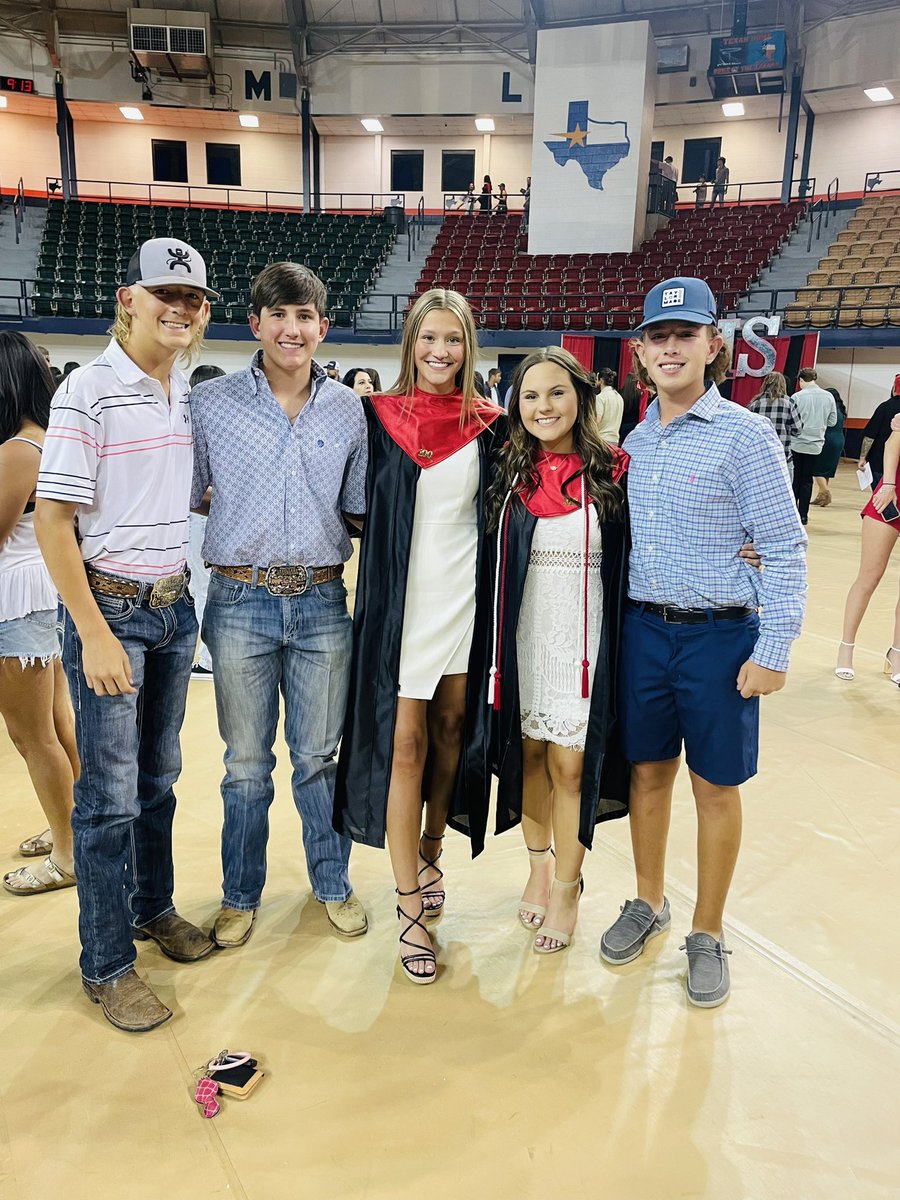 macaela rose.🤍 tweet media