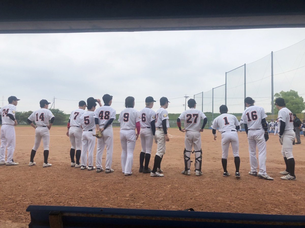 agu_nanshiki's tweet photo. 5月21日 春リーグ VS愛知大学豊橋学舎
【スタメン】
1.渡邊つ 三  #6
2.小川 中  #10
3.松山 一  #16
4.林 遊  #24
5.山村 二  #7
6.中村 右  #1
7.渡邊ふ 左  #14
8.山田 捕  #27
9.豊島 投  #48 https://t.co/bU0ZLLybX1