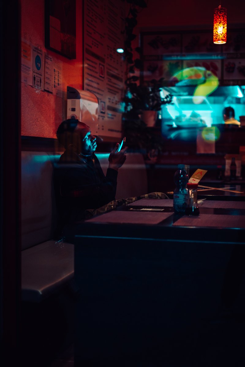 shutterpwnd's tweet photo. These are my favorite shots from the last night photo walk. The set is characterized by trendy rich and popping colors. https://t.co/KJhRZsKTWs