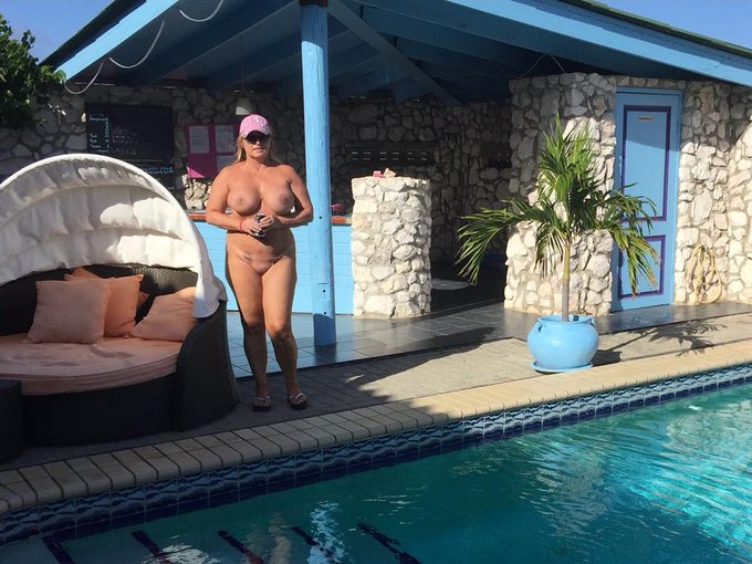 Curacao-nudist-resort https://t.co/dcJUHJmkVz https://t.co/D2j9lP6wJL<a href="/tag/camgirl"class="tags"><span>#camgirl</span></a>