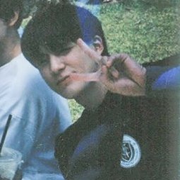 LJNFEED's tweet photo. #JENO ✌🤚 https://t.co/s5PRvI3cxF