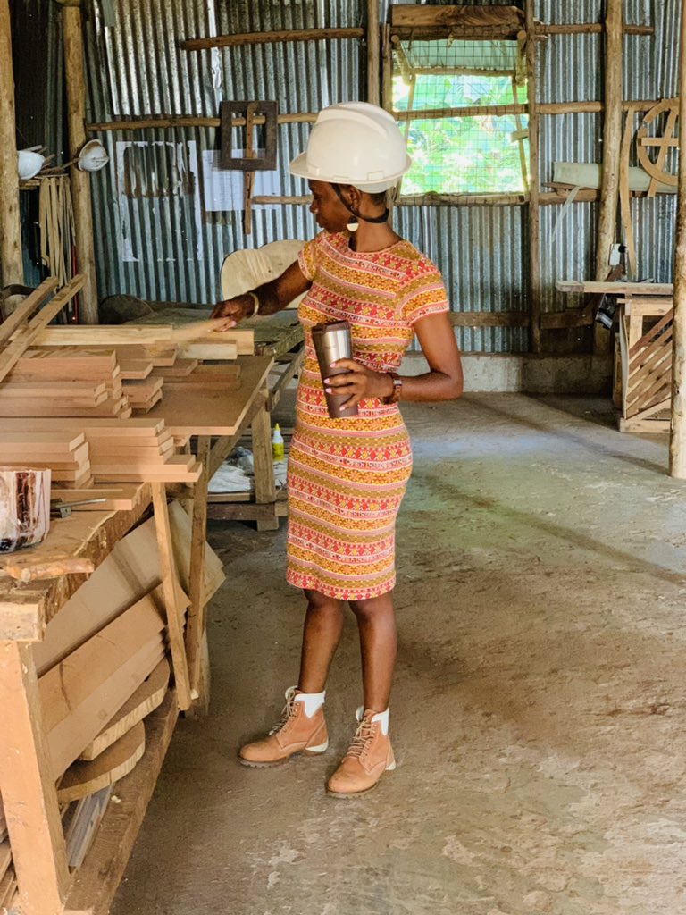 Eve Zalwango #TheCarpenter #FundiWomen tweet media