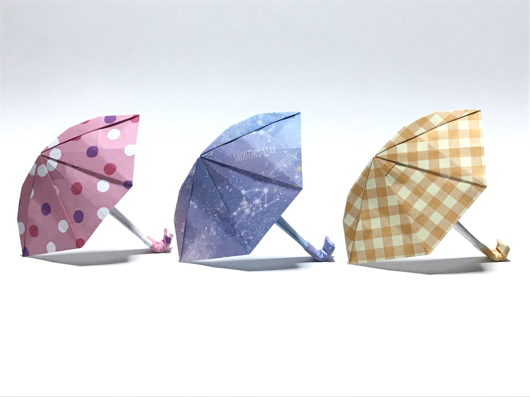 まつもとかずや 折り紙 折り紙作品 傘 梅雨 いろんな柄で折ってみた 傘 15cm 15cm 不切一枚折り T Co Ypc8nn0ezm Twitter まつもとかずや 折り紙 折り紙作品 傘 梅雨 いろんな柄で折ってみた 傘 15cm 15cm 不切一枚折り T Co Ypc8nn0ezm Twitter