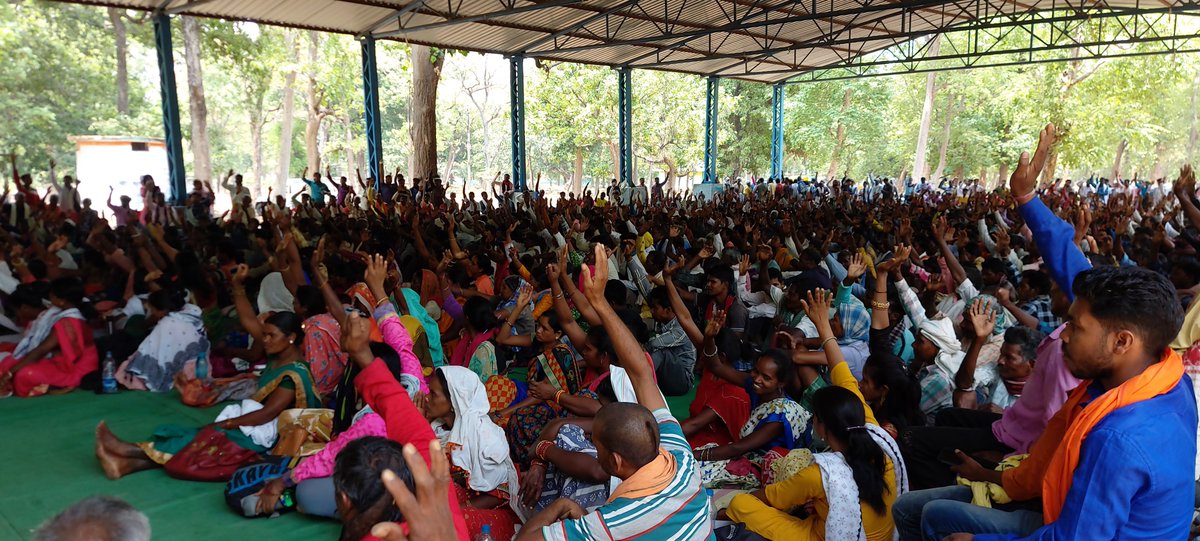 CKMS_CG's tweet photo. The Chhattisgarh Kisan Mazdoor Sangathan sought people's approval in cementing its objectives during its first meeting on 17th May 2022 in Surguja. Around 1200 people from all 7 blocks of the district attended. https://t.co/ZBlFECEVJZ