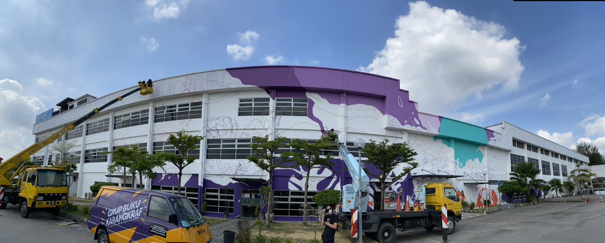 mustakim_ismail's tweet photo. All the best @abdulrashade , panas bak anggg. 

Cc: @drsyasyafickry kalau nk buat dkt klinik besar2 mcm ni roger laa. https://t.co/lI8c6vltvl