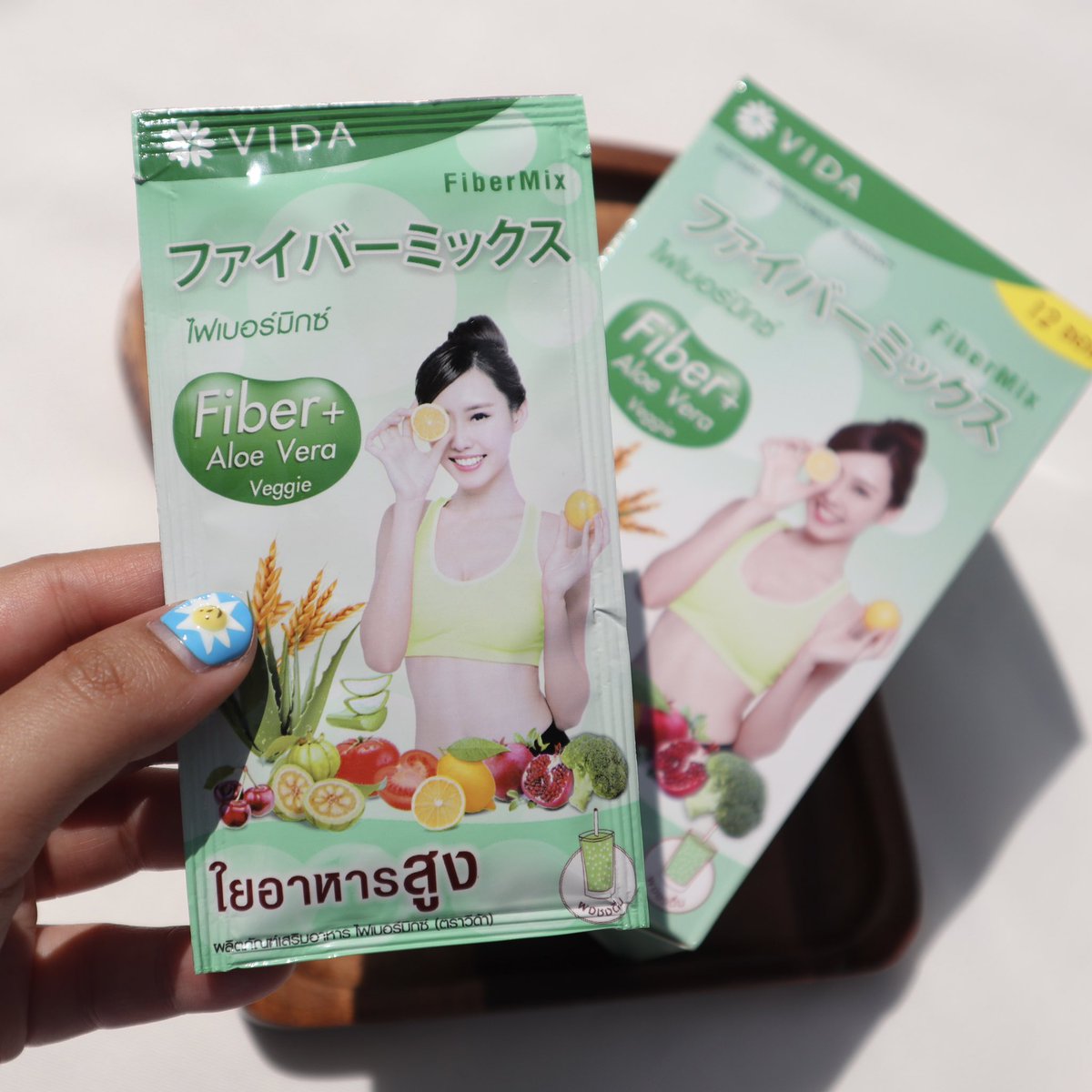 charyroher's tweet photo. เห้ย!!น้ำหนักลงแบบตกใจจาก59มา55ในแค่2อาทิตย์ลงไวจนงง ดูได้จากรูปตัวลีนขึ้นร่อง11ชัดขึ้นเว่อ ไม่ได้ออกกำลังกายเลยแค่คุมอาหารแล้วกินไฟเบอร์ของVida ก่อนอาหารทุกวัน ตื่นเช้ามาถ่ายคล่องโล่งโคตรพุงยุบแบบสับ เหมือนได้ดีท็อกซ์ลำไส้ดีมากขอป้ายยาเลย #ใช้ดีบอกต่อ #ไว้รีวิวห้ามขายของโว้ยย https://t.co/2FE66IK23s