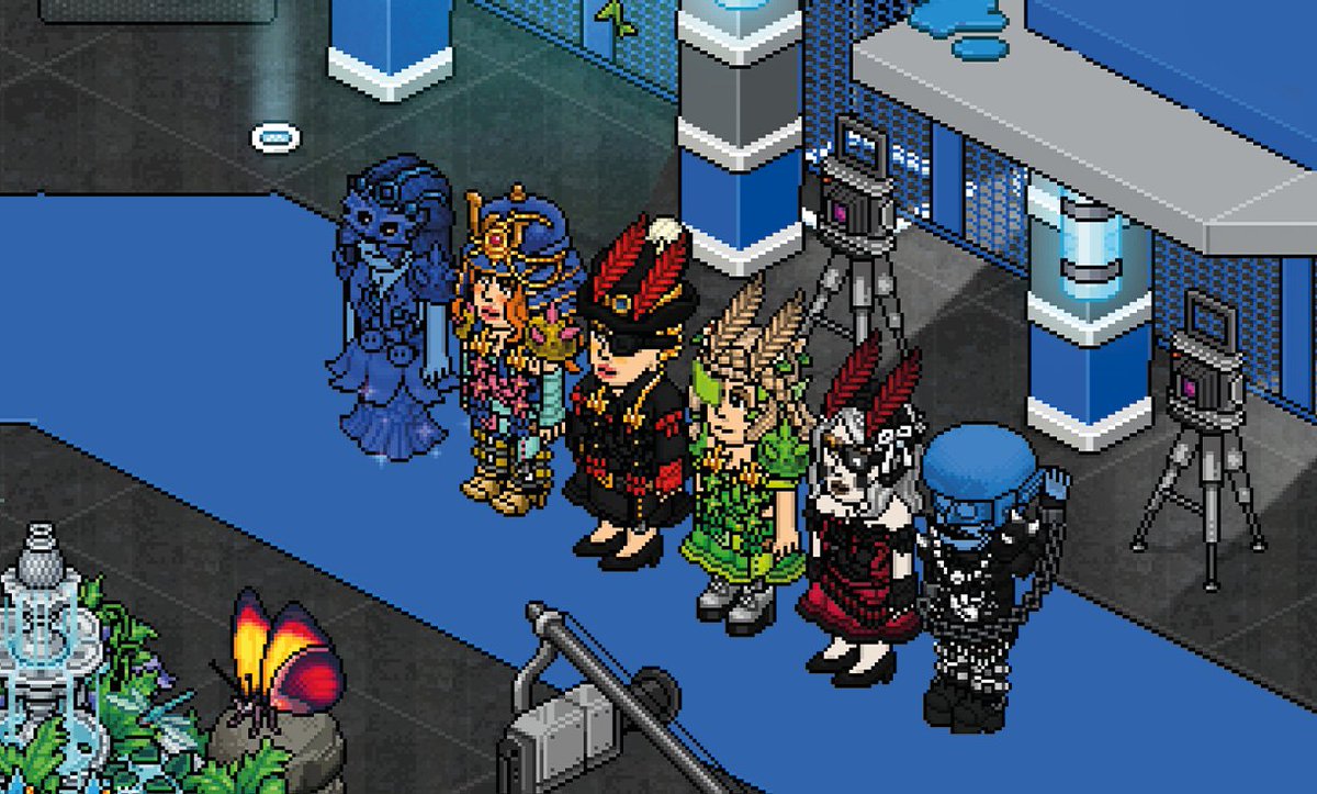HausOfVelvet's tweet photo. Estamos muy contentos de anunciar que nuestras niñas @Ppl_Dorian y @HabLysea  son el TOP 2 de @SantanaDragRace <3 gane quien gane, ambas son nuestras reinas, las queremos demasiado.

#SantanasDragRaceFinal #FamiliaVelvet #CoronaVelvet #TeamLysea #TeamGarnet https://t.co/U3qYVSq6Cv