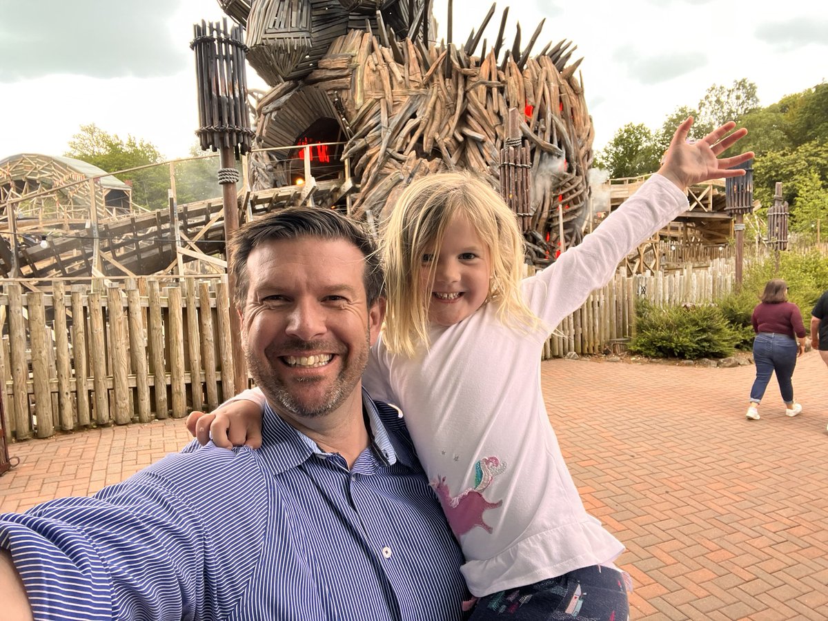 dave_mcpartlin's tweet photo. Only one thing to do when two kids missed the bus for the Y6 trip to Alton Towers - take them ourselves! https://t.co/Bi1VonF6sG