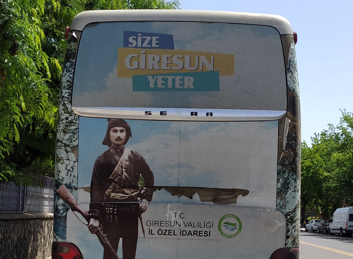 oktaycandemir's tweet photo. Diyarbakır'da Giresun Valiliğine ait resmi araç üzerinde, Topal Osman fotoğrafı ile "Giresun Size Yeter" yazıyor Topal Osman,Koçgiri de çocuk,kadın demeden birçok kişiyi katletmiştir. https://t.co/Yku3f1sT3E