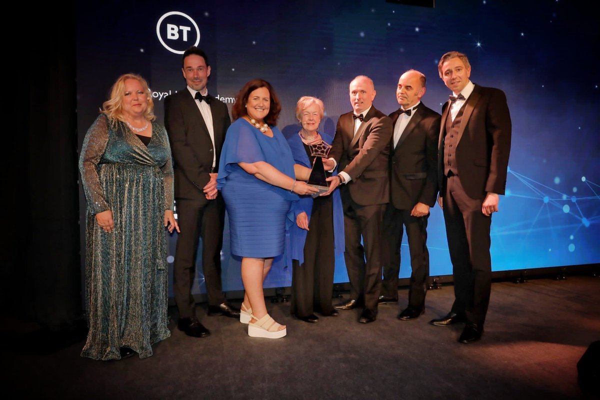MU__SSI's tweet photo. Congratulations Tim McCarthy, Rowan Fealy (together with the rest of the team at @MaynoothUni ) and all the #TerrainAI team for their award at the US-Ireland Research Innovation Awards with their Microsoft colleagues.
#research #innovation #team https://t.co/JfzBUzXGxO