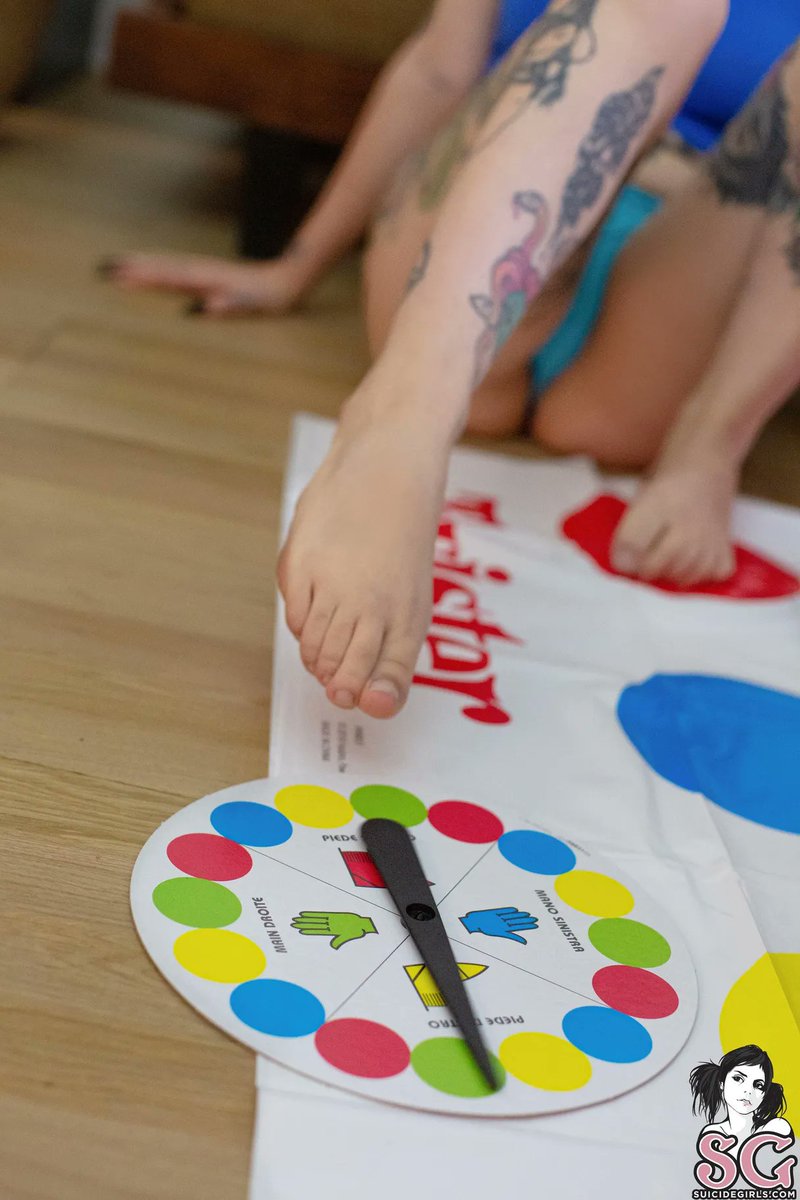 SuicideGirls's tweet photo. Happy #MultiMonday! Can you tag all the models in this "Twister Sixters" photoset? - https://t.co/yP4nlAgkja https://t.co/9l6BN68olY