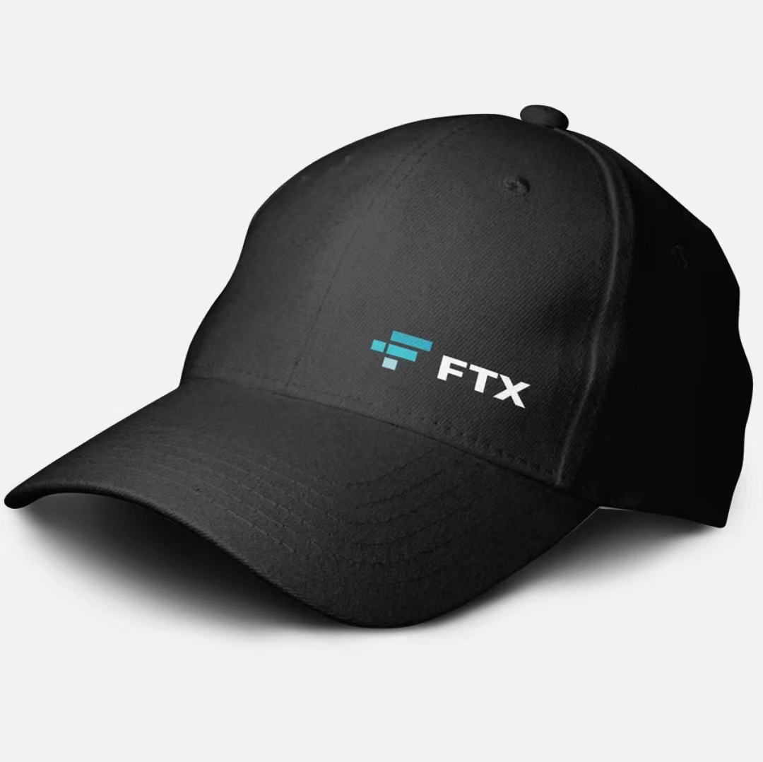 yutiancoin's tweet photo. FTX  x 雨天与币 （福利大放送）

转推区抽5个幸运鹅

送SBF暴富同款灰色T恤3件 &amp; FTX鸭舌帽2件

条件:
1.关注@FTX_Chinese和 @yutiancoin 
2.转推+@ 3位 https://t.co/GkGPwWZQIe