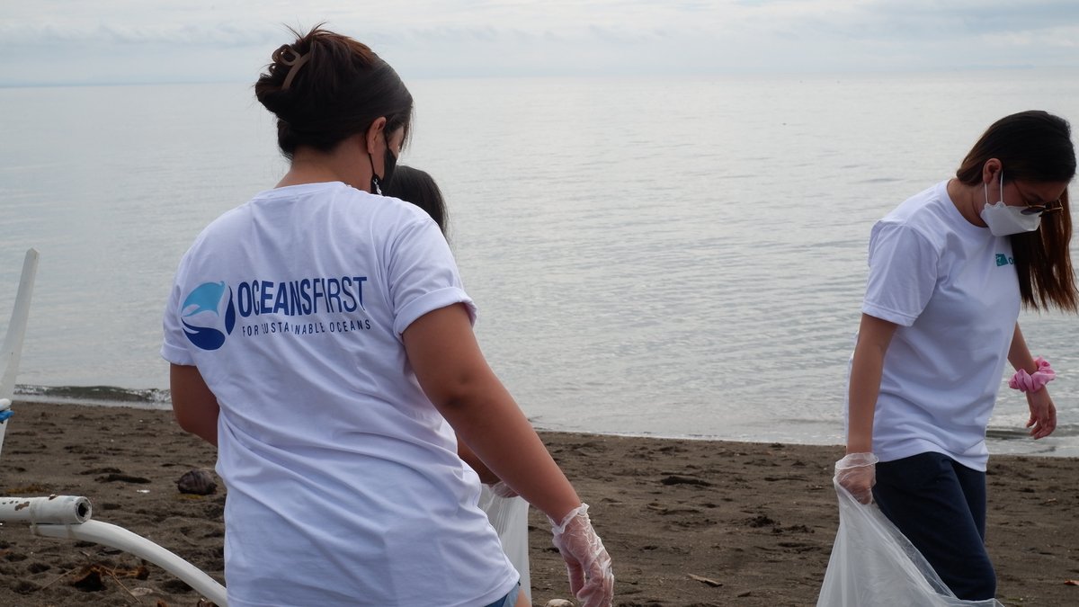 Oceanic_MS's tweet photo. Supporting our ESG and #OceansFirst sustainability strategy, our colleagues from the Oceanic Training Centre in Manila, organised on 21st May 2022 a beach clean-up, demonstrating our commitment towards the protection and conservation of our oceans.
#OceansFirst #ESG https://t.co/N9HfGNISjM