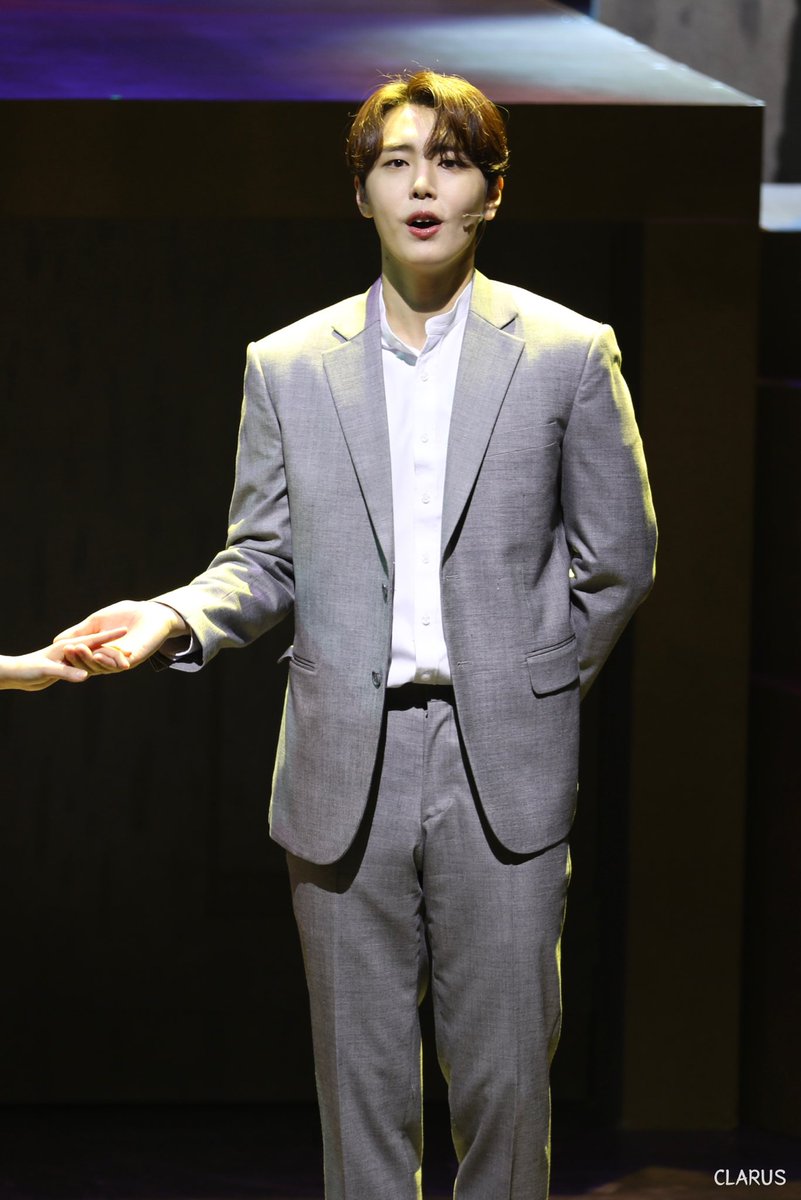 Clarus_star's tweet photo. 220522 또오해영 프리뷰

내 손을 잡아-

#재윤 #이재윤 #JAEYOON #SF9 
@SF9official https://t.co/V4YMJ3a5FV