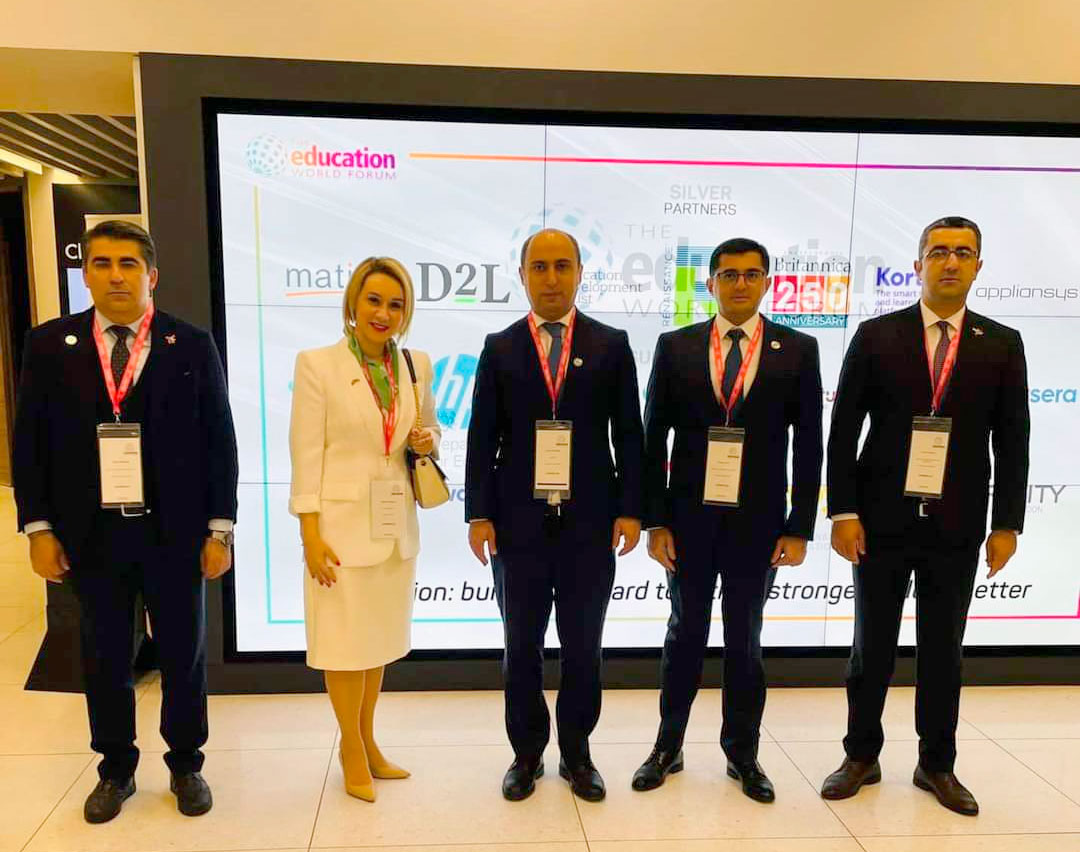 Dünya Təhsil Forumu öz işinə başlayıb
#TəhsiNazirliyi #EduAz #TəshilForumu #Forum
 bit.ly/3yTsYd9