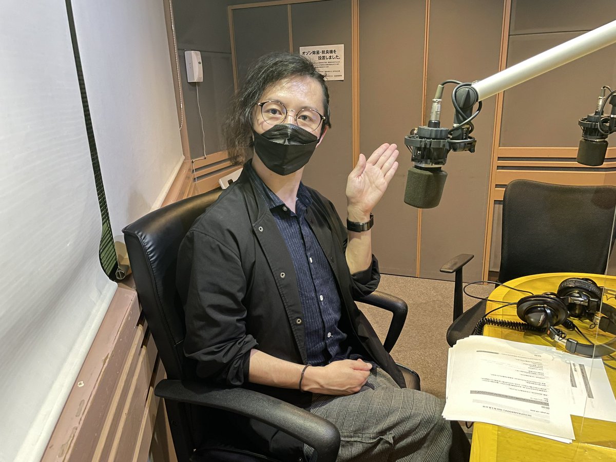 n_toshiya's tweet photo. 生放送@代々木🎧
FM FUJI みんなのラジオ
着々と準備
ただいま団欒中🎙
#みんラジ
#みんなのラジオ
#fmfu https://t.co/nCtm7Ronok