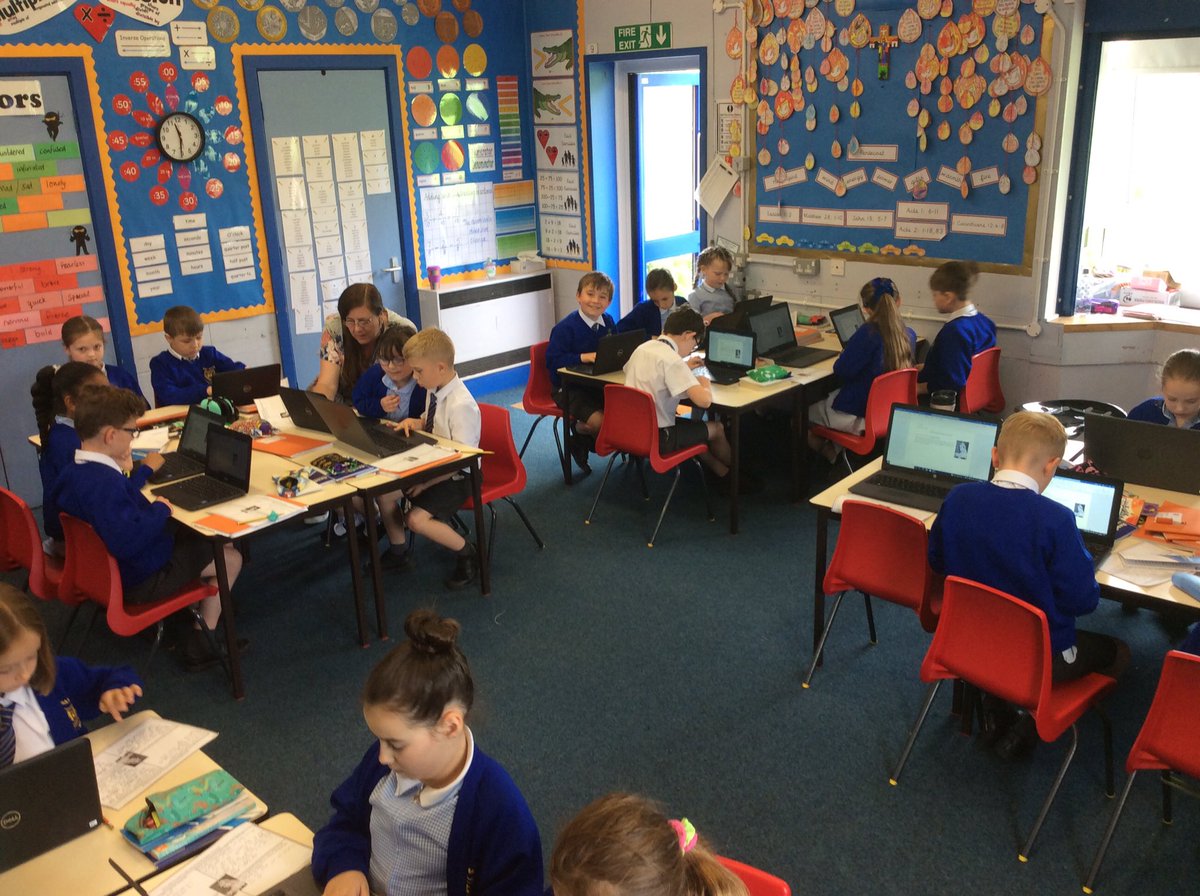 💻It’s busy here in Y3R💻 
We are using the laptops to type a wiki article about 👑Queen Victoria. This is the first piece of work that we have done on the new laptops in our classroom. @NFollinStMarys