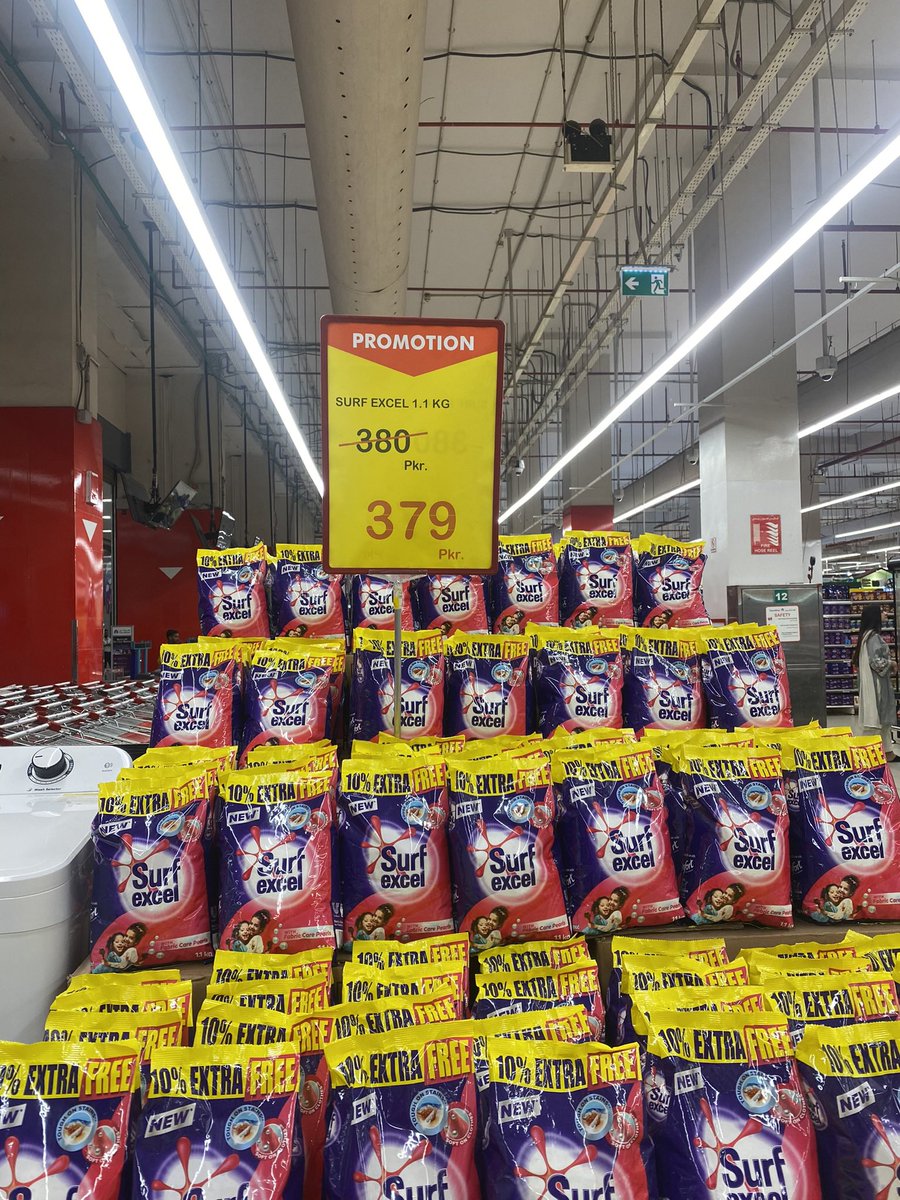 shanzuuuu's tweet photo. Yeh vala nasha karna hai @CarrefourGroup https://t.co/eTKqSH3EUG