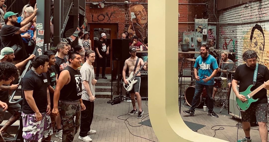 BRUTEFORCE423's tweet photo. Chattanooga fuckin rules. Always on top. @423hc @gummpunk LOC CI LNR are the best hardcore bands. Fuck all the rest. https://t.co/qCcYAzOw4B