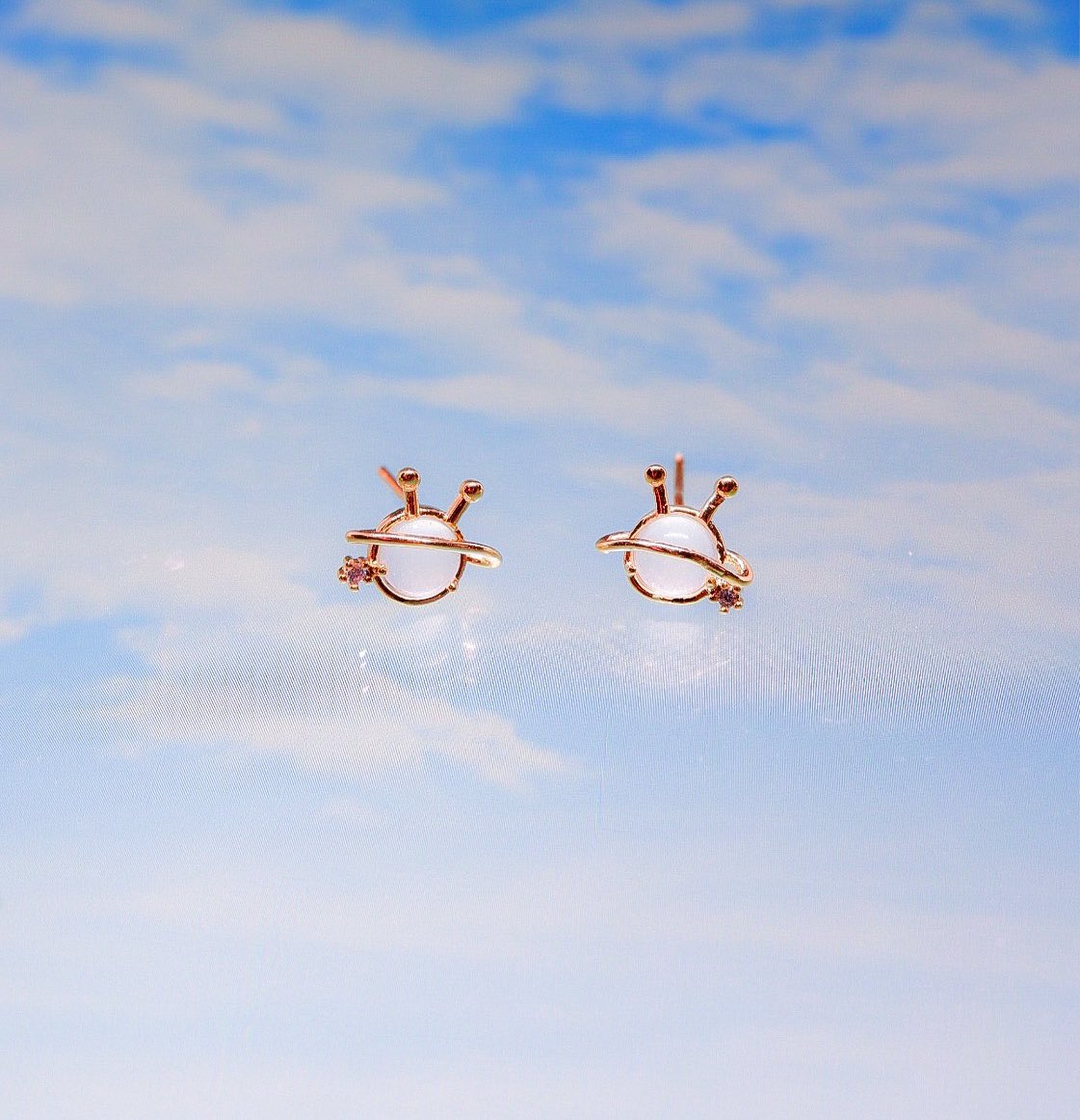 studiolaluna1's tweet photo. Alien stud 👽
Material: Brass with 18k gold plated
ราคา 160 บาท
#พร้อมส่ง #ต่างหู #earrings #เครื่องประดับ https://t.co/OT1VNMRaqM