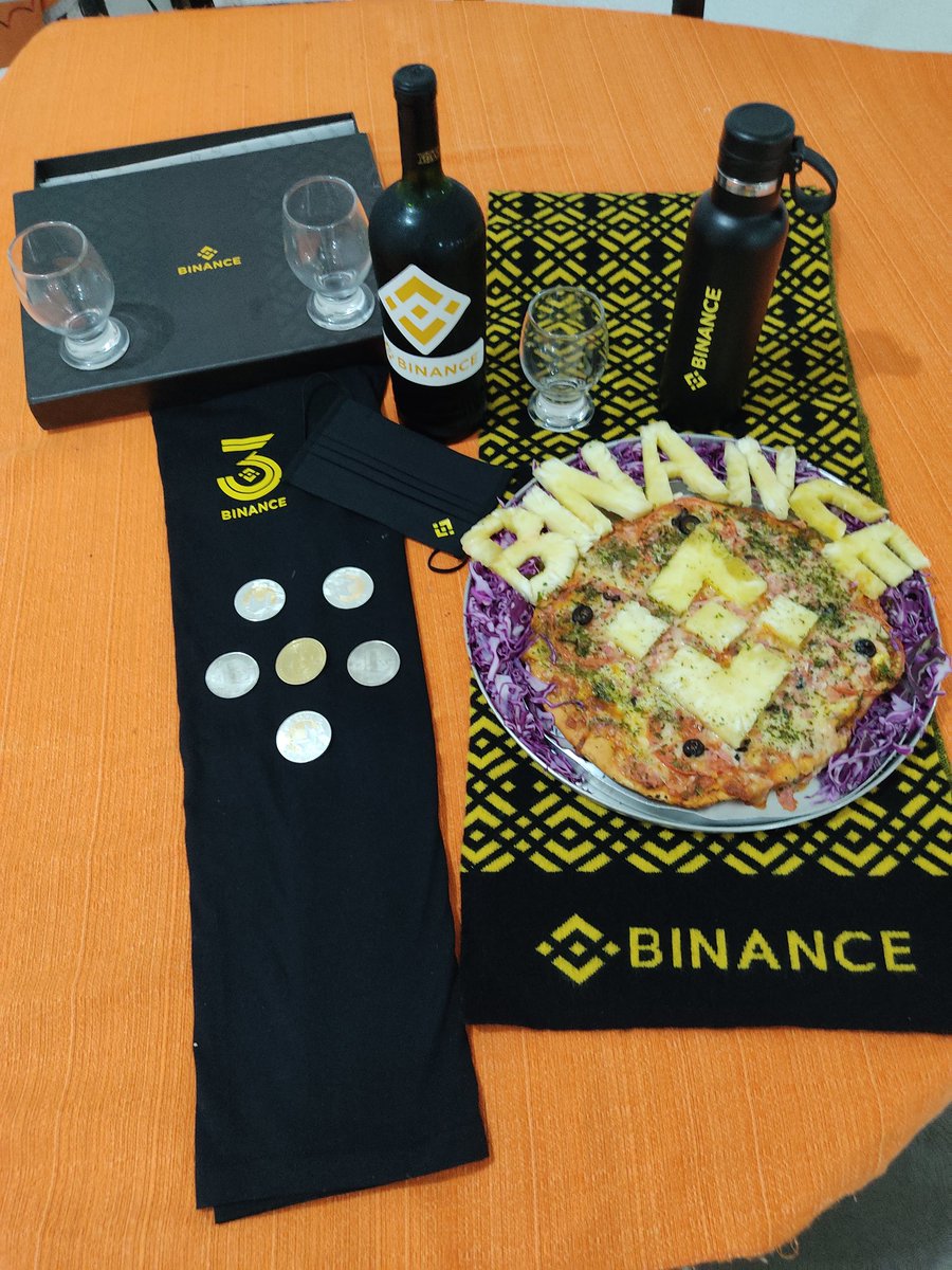 #BinancePizza

📸 <a href="/ElianeSouzaSa15/">Eliane Souza Santos Barbosa</a>