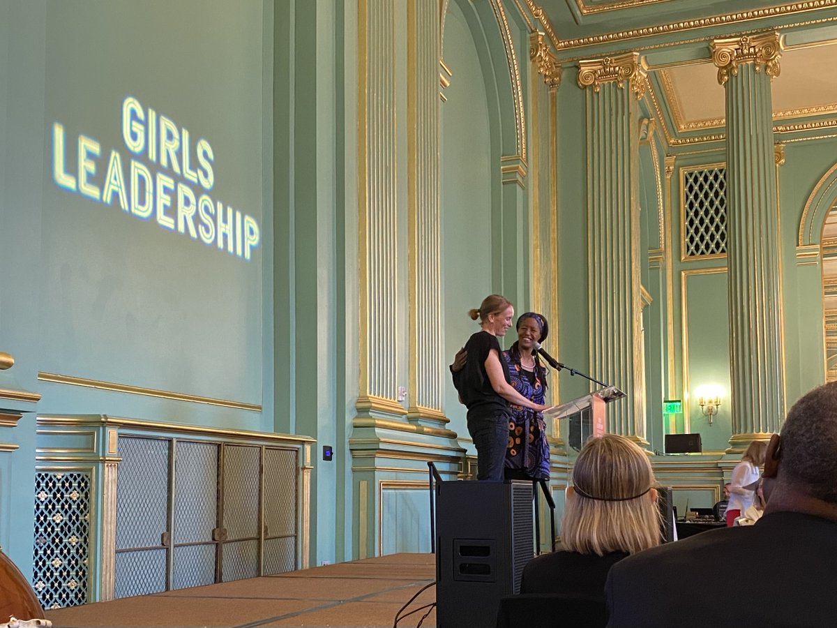 thegivingcanvas's tweet photo. @GirlsLeadership teaches girls to exercise the power of their voice through programs grounded in social-emotional learning. 

Two years ago, The Giving Canvas raised a total of $3600 for Girls Leadership.

Check out https://t.co/CH9zkNZLUD to support this amazing organization ✨ https://t.co/dDe2DeRr67