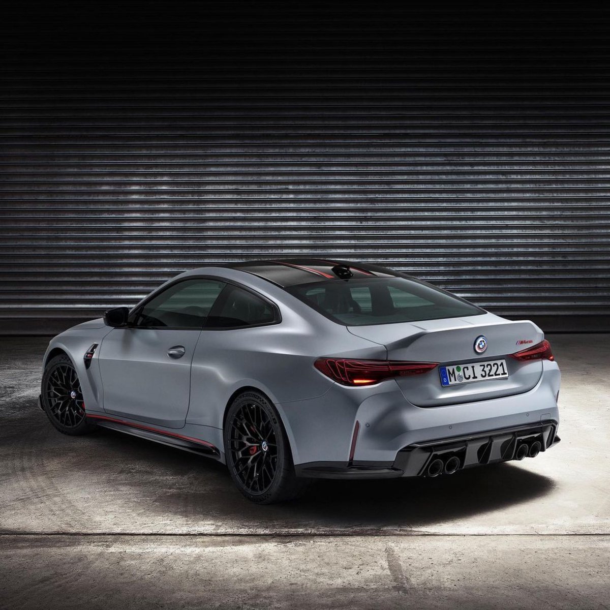 themakinatv's tweet photo. BMW M4 CSL..
🚘 @BMWTurkiye
#bmw #bmwm #bmwm4 #m4csl #them4csl https://t.co/VMlOadvD8K