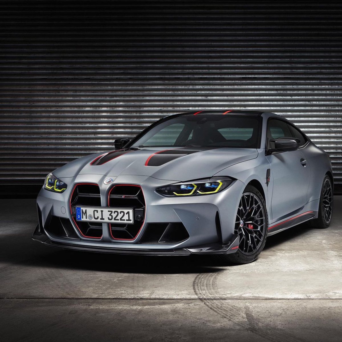themakinatv's tweet photo. BMW M4 CSL..
🚘 @BMWTurkiye
#bmw #bmwm #bmwm4 #m4csl #them4csl https://t.co/VMlOadvD8K