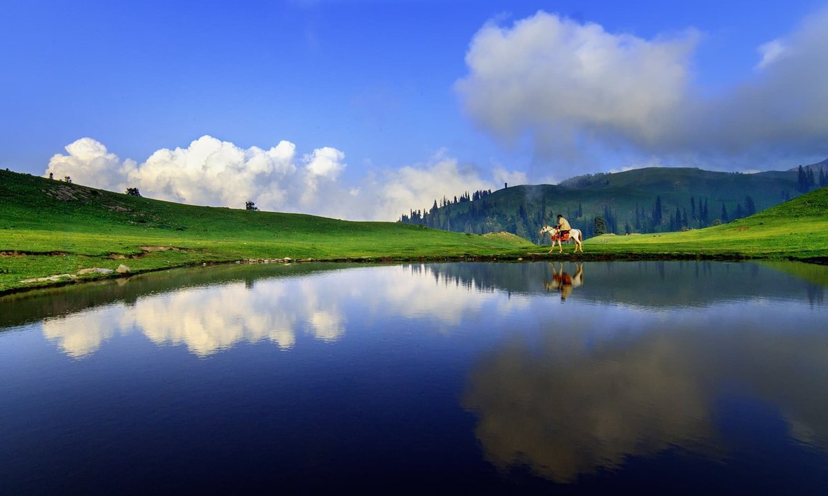 Pak_sightseeing's tweet photo. “Oh, the places you’ll go” _-_ Shogran Valley KPK.

#Pakistan  #travelphotography #adventure https://t.co/5w8GCJdeMC